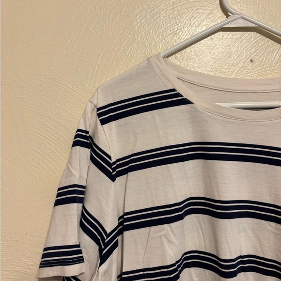 Lands' End Black and White Short Sleeve Tee - Picture 6 of 8